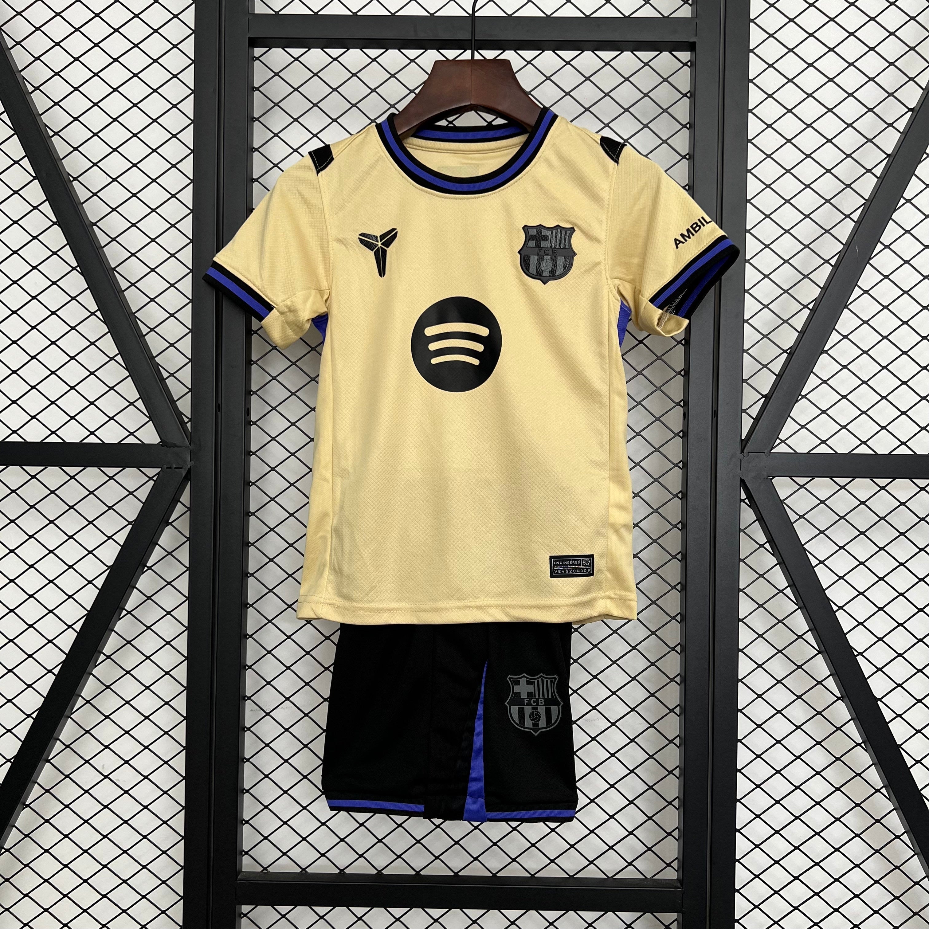 BARCELONA II 25/26 KID SET