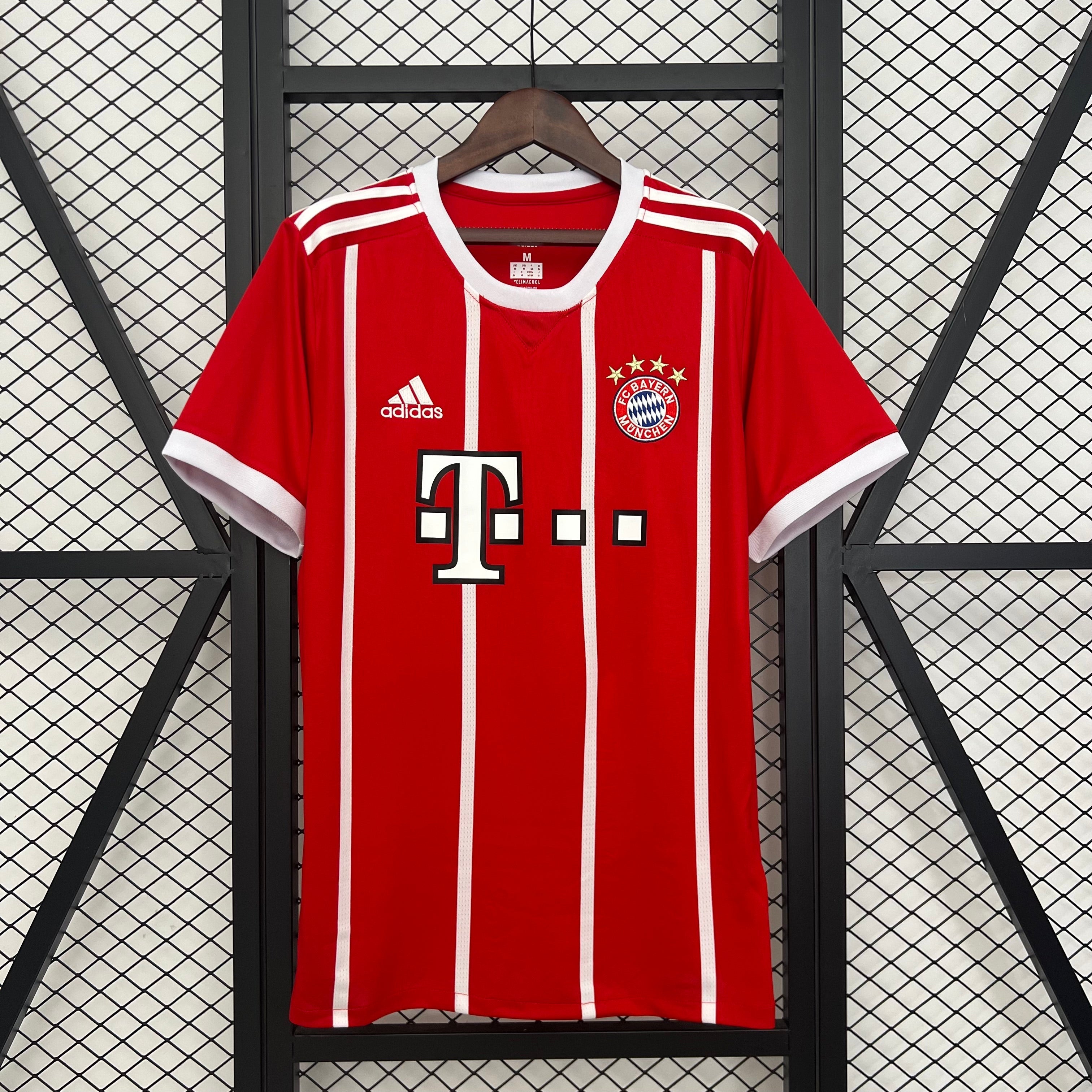 BAYERN MUNICH I 17/18 MAN (RETRO)