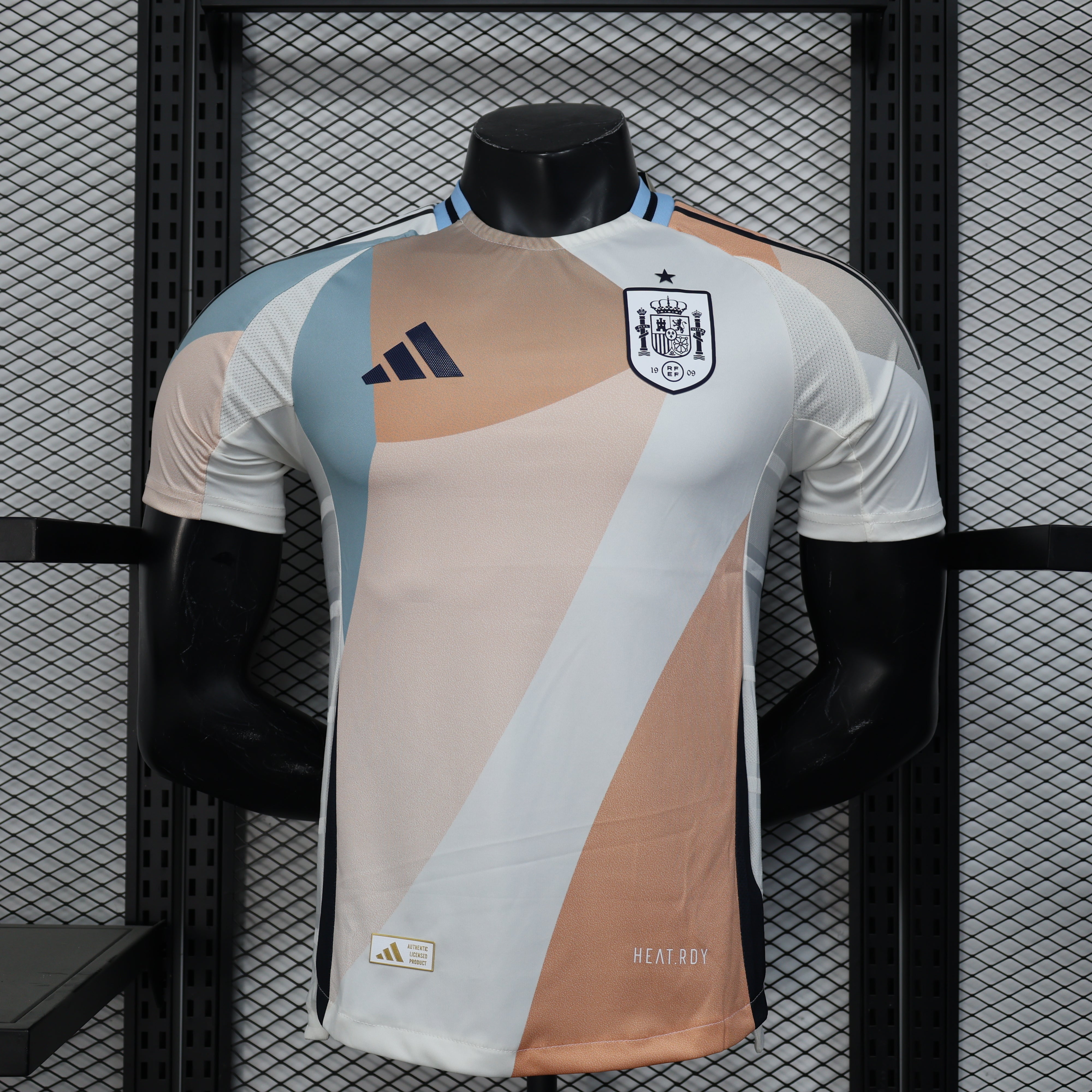 SPAIN II 2025 MAN (PLAYER VERSION)