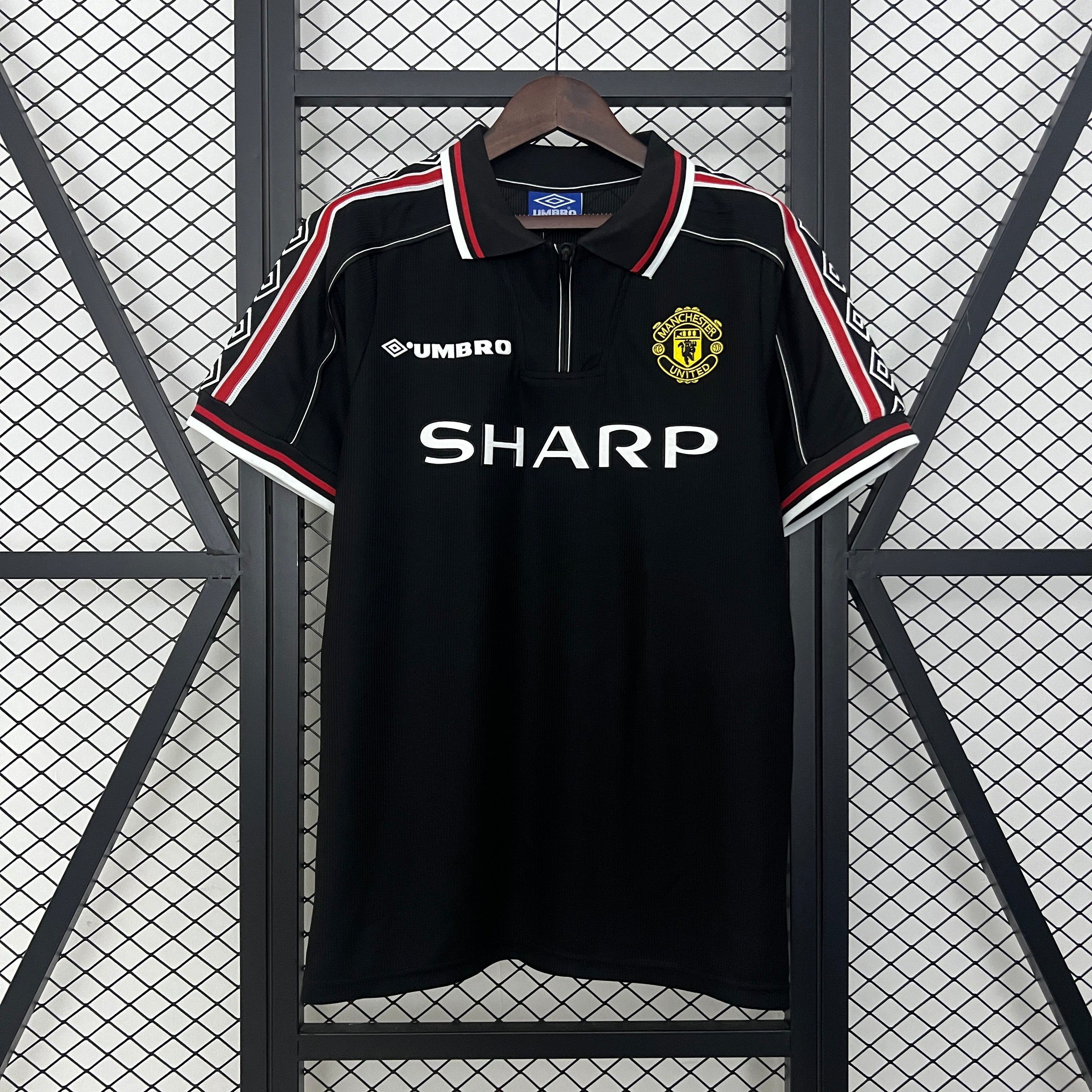 MANCHESTER UNITED III 98/99 MAN (RETRO)