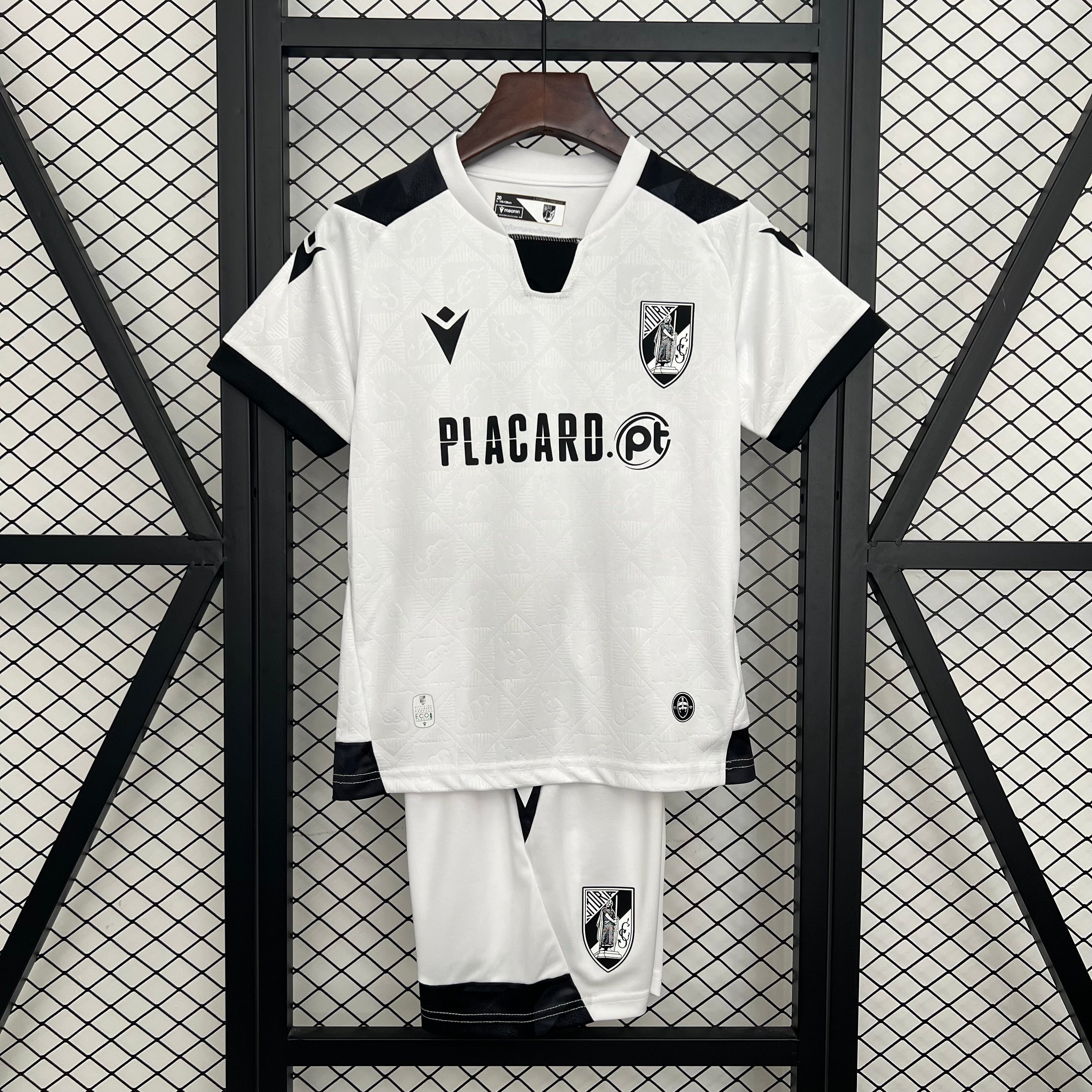 VITÓRIA DE GUIMARÃES I 25/26 KID SET