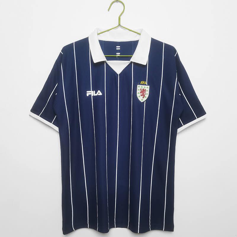 SCOTLAND HOME 2002 MAN (RETRO)