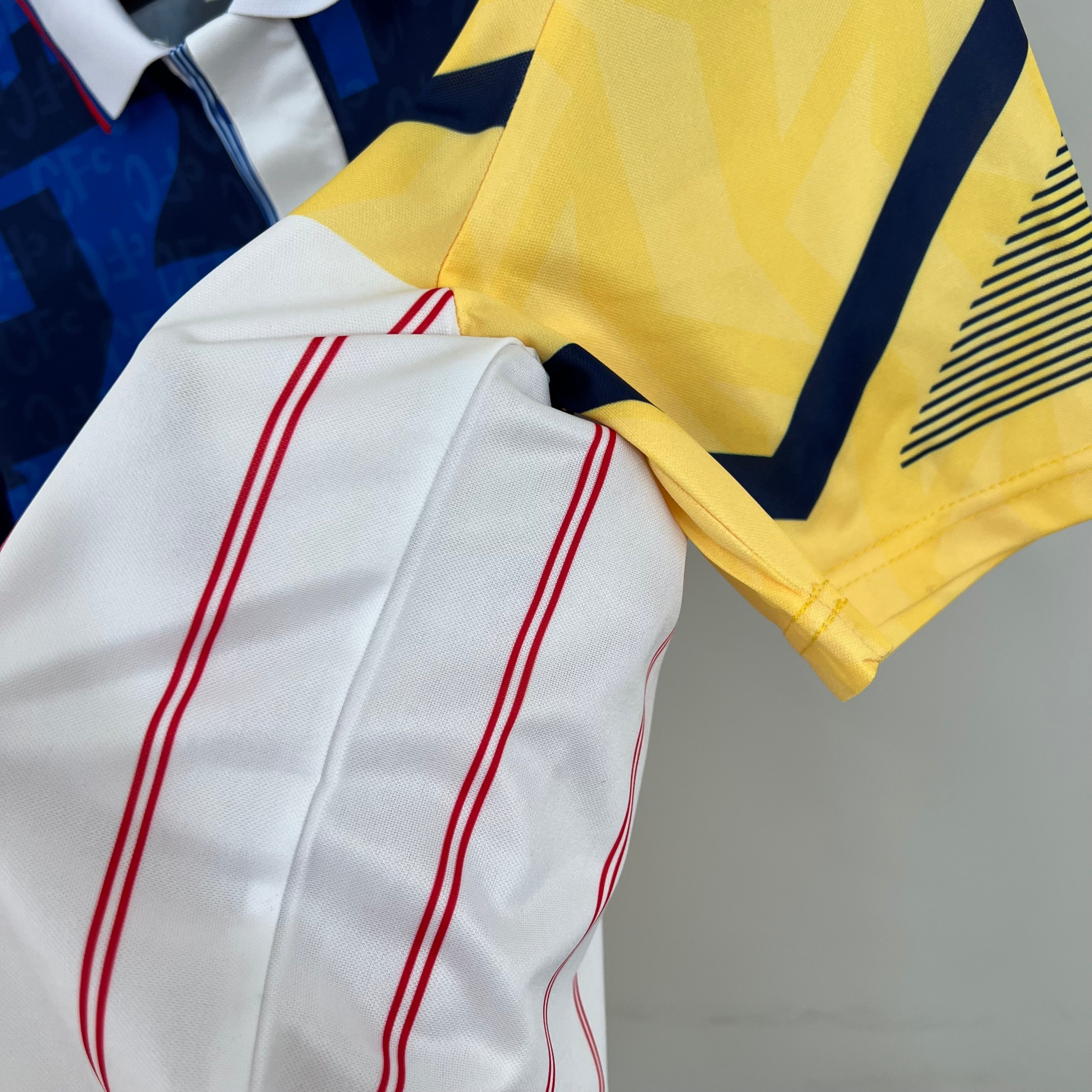 CHELSEA 1990 MAN (RETRO)