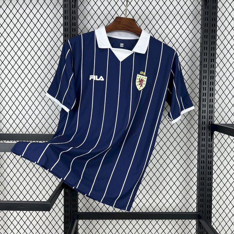 SCOTLAND HOME 2002 MAN (RETRO)