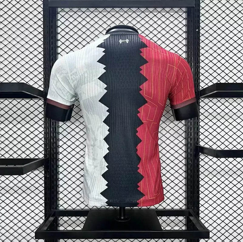LIVERPOOL SPECIAL EDITION 24/25 MAN (PLAYER VERSION)