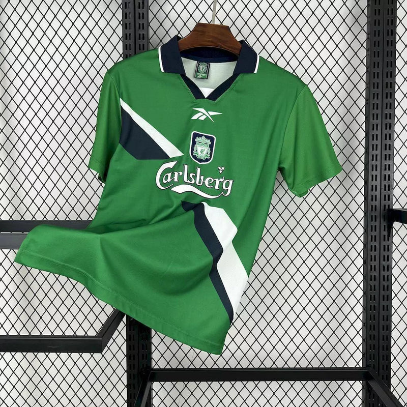 LIVERPOOL THIRD 1999/00 MAN (RETRO)