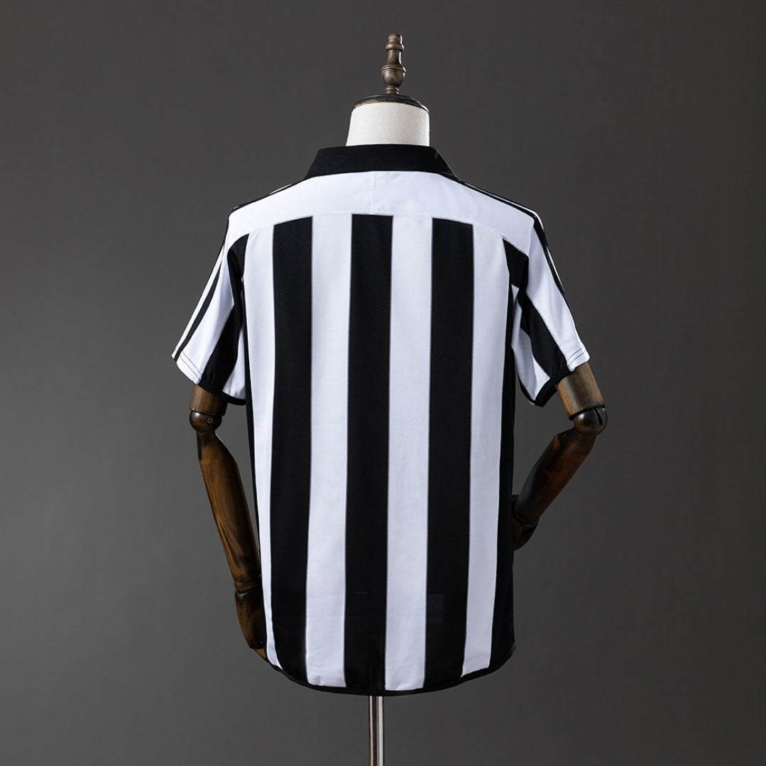 NEWCASTLE HOME 03/05 MAN (RETRO)