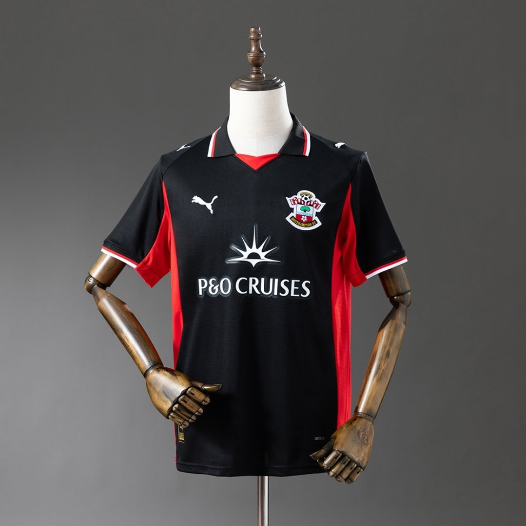 SOUTHAMPTON THIRD 25/26 MAN